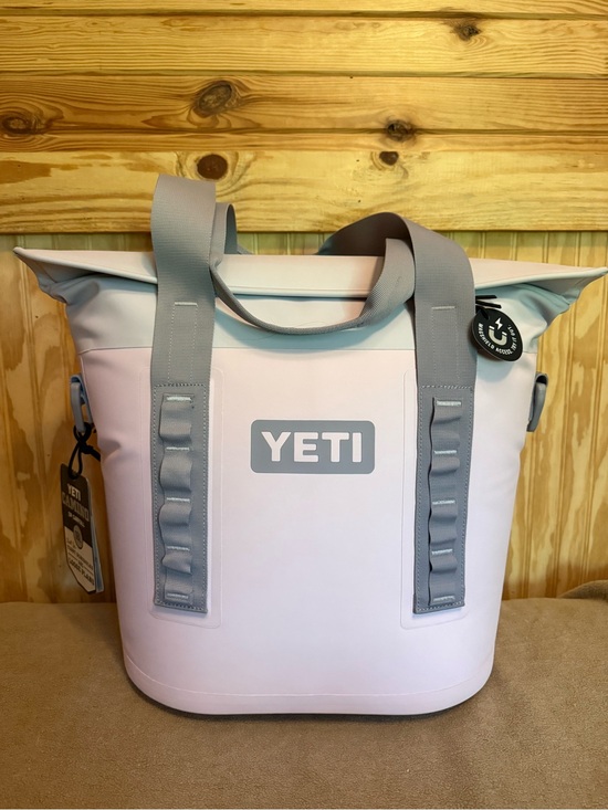 Yeti Other - YETI Hopper M15 Tote Cooler Cherry Blossom
